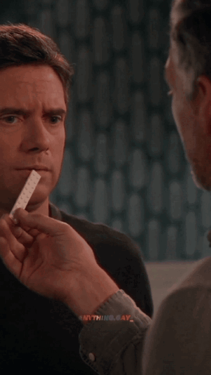 gif-EddieCibrian01.gif