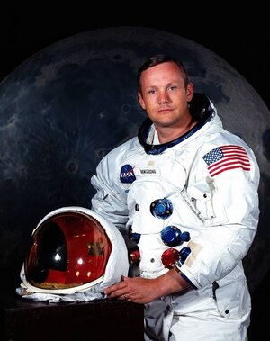 neil-armstrong-811x1024.jpg