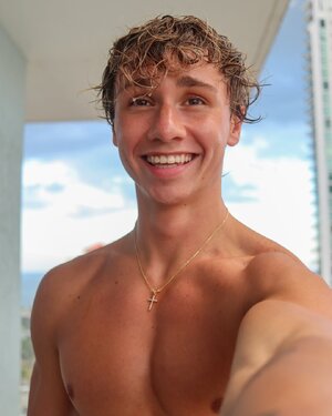 Got nominated a few times for the ice bucket challenge and decided to give it a go! When I hea...jpg