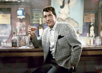 Dean-Martin-Kiss-Me-Stupid-Movie-Film-One.jpg