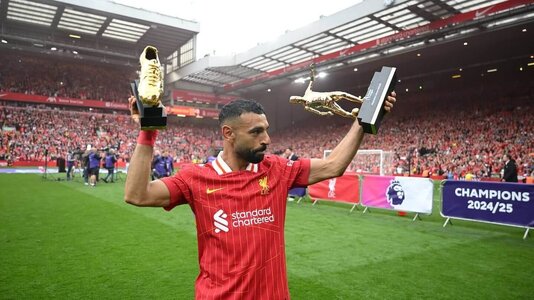 Mo Salah with the Golden Boot and playmaker of the year awards-.jpg