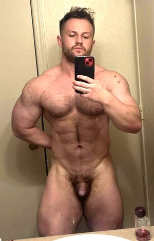 hot man 04.jpg