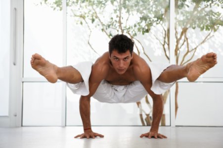 Man_in_yoga_2787.jpg