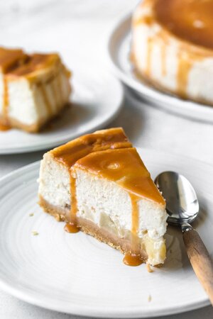 Caramel Apple Cheesecake.jpg