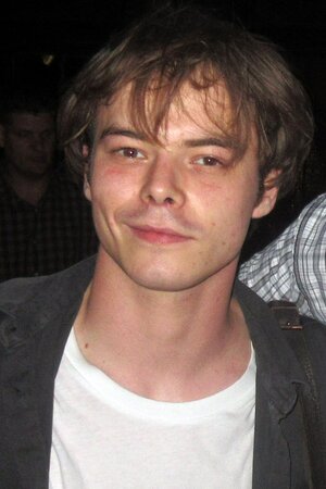 CharlieHeaton2017_(cropped).jpg