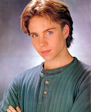 Jonathan_Brandis.jpg