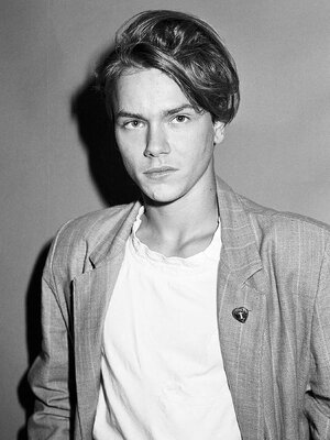 river_phoenix_c_hfpa_1988.jpg