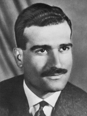 Eli_Cohen_1959_Portrait_(3x4_cropped).jpg