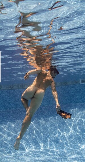 swimming-nude-pants-off.jpg