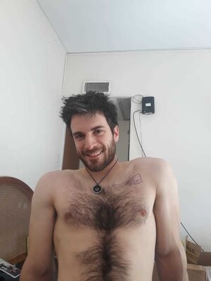 7 EiYzy78XgAUHGFJ.jpg