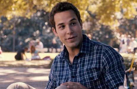 Skylar Astin.jpeg