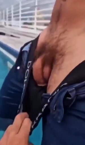 Exposing friends cock - frame at 0m0s.jpg