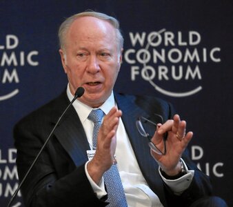 David_Gergen_World_Economic_Forum_2013.jpg
