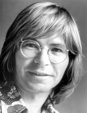 John_Denver_1974.jpg