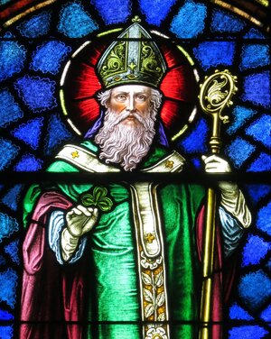 Saint_Patrick_Catholic_Church_(Junction_City,_Ohio)_-_stained_glass,_Saint_Patrick_-_detail.jpg