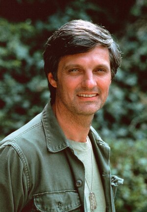 alan-alda-pics-rex-02.jpg