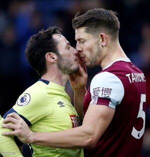 Adam Smith vs James Tarkowski 2020.jpeg