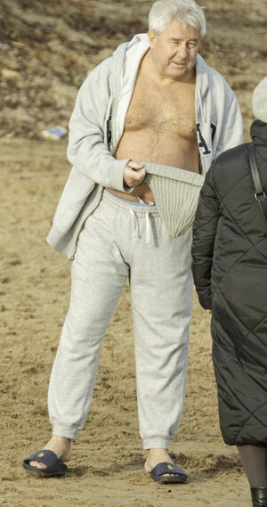 tumblr_da9063b386dd5c5c359c4f74a0919a5c_1952d7c8_1280 Ryszard Czarnecki.jpg