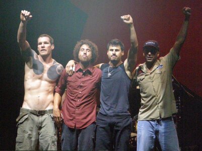 Rage_Against_The_Machine_(cropped).jpg