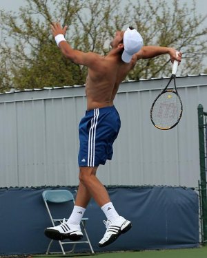 nole (2).jpg
