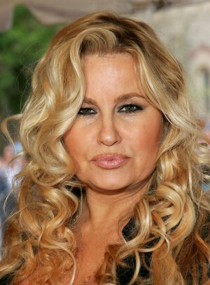 American-actress-Jennifer-Coolidge-2006.jpg