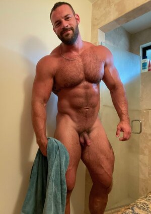 hot man 07.jpg