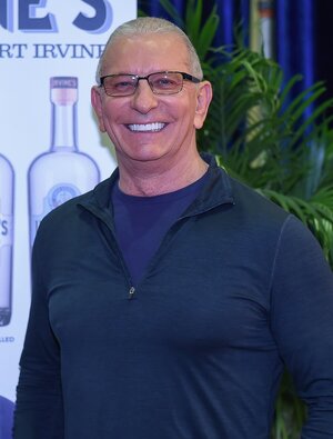 Robert_Irvine_Chef.jpg