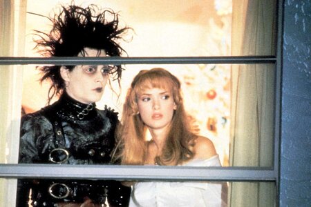 edward-scissorhands-watn-tout-101923-0d7c6db8ffb0486891913cdd74cfd0ca.jpg