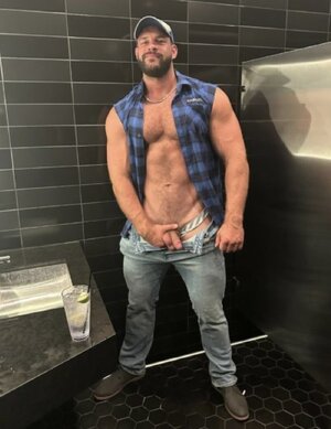 hot man 09.jpg