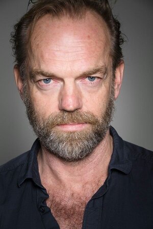 hugo-weaving-f526da83-30da-4848-af04-84804e4ed31-resize-750.jpg
