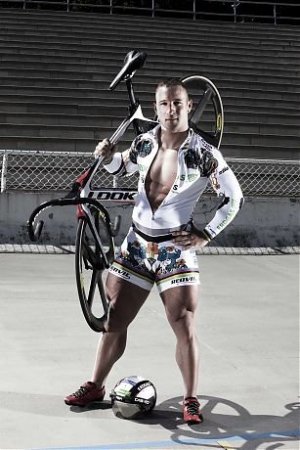 254425_175387622519601_100001450941681_472166_7317528_n[1] (2).jpg