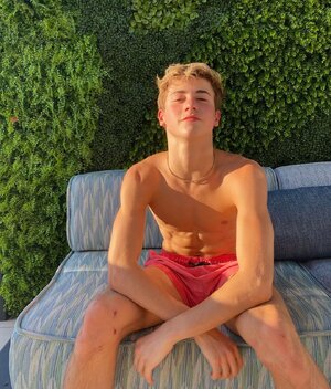 cbff ea2f87b9_1280.jpg