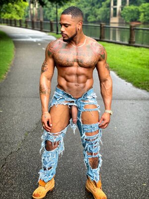 hot man 13.jpg