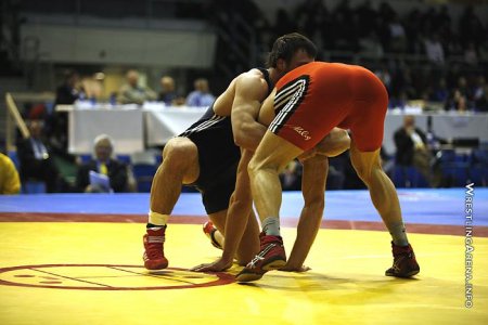 EuropaGreco-RomanWrestlingChampionship2008Heiki-Dzeinichenka96KG (28).jpg