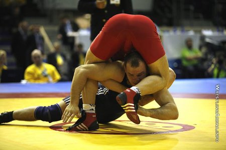 Europa2008Greco-RomanWrestlingChampionshipTACYILDIZ- EZERSKIS96KG (14).jpg