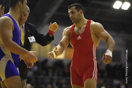 EuropaGreco-RomanWrestlingChampionship2008NOZADZE-GEGHAMYAN96KG (29).jpg