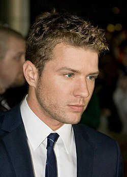 250px-Ryan_Phillippe_-_2010_TIFF.jpg