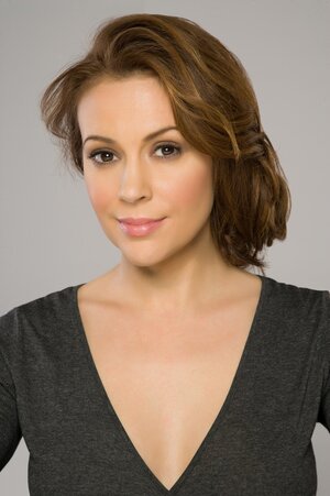 Alyssa-Milano-Headshot-.jpeg