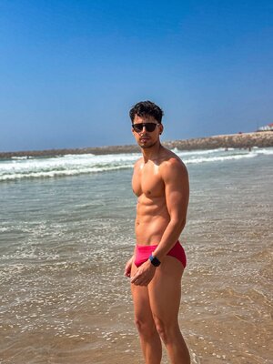 😎....#praia #beachvibes #summervibes #oceanlife #beachday #sunshine #beachmood #saltlife #summe.jpg