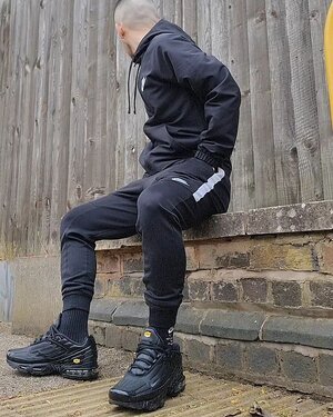 From IG @al_2535.jpeg