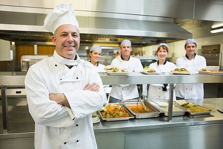 chef-with-team-kitchen-600.jpg