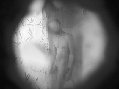 spyshower2.jpg