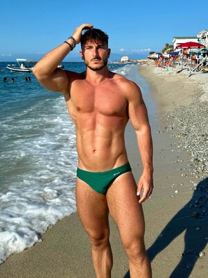 Last summer vibes 🏝️ ☀️ ......#fitnesslife #boy #summer #playa #bodybuilding #muscles #men #hol.jpg