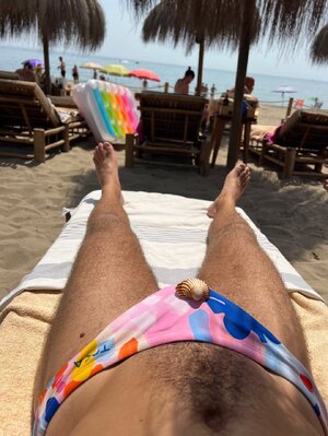 Living for the hope of it all ever since this august started but this august is slipped away i...jpg