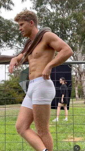 Robert Irwin - Bonds 2025.jpeg