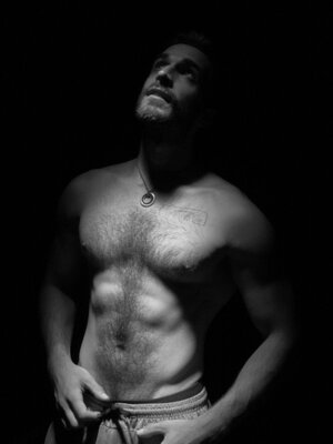 Osito Blanco GrcmDW2WMAAQrbR.jpg