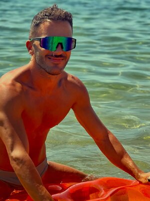 ✨Non sono in vacanza…sono in modalità divinità🤭✨#boy #man #instagood #fashion #photooftheday #...jpg