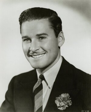 Errol_Flynn_1936.jpg