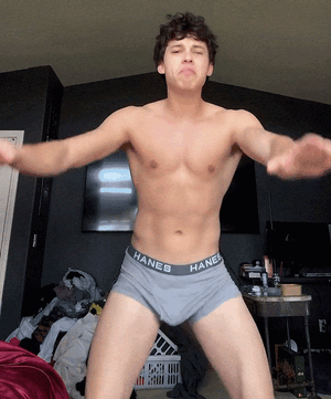 under425904-LAxDYqRtqh.gif