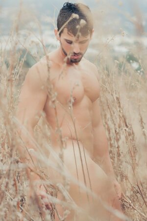 10 tumblr_niiathydJq1rrdb8lo1_1280.jpg